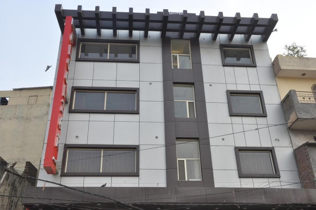 Hotel Al Gulzar Дели Экстерьер фото